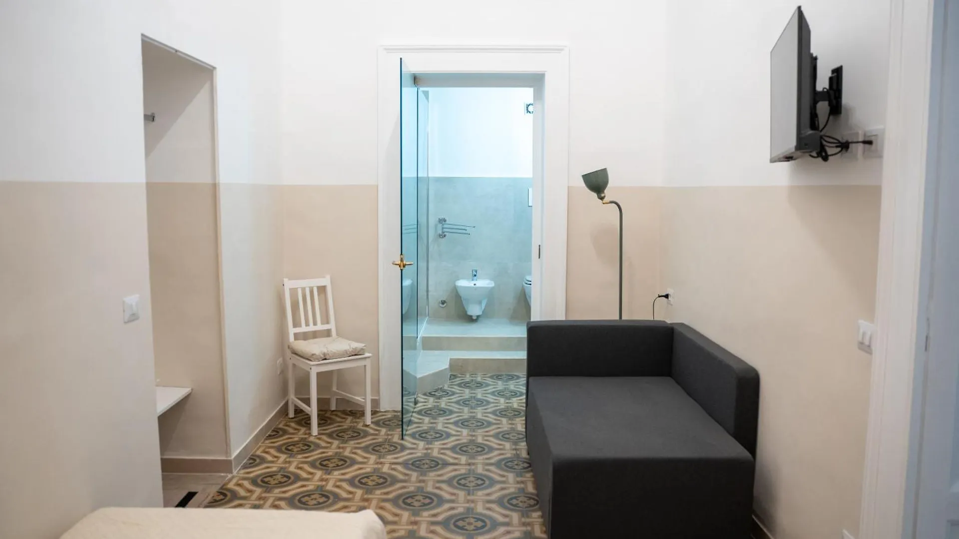 Bed and Breakfast Principe Amedeo 93 Bari