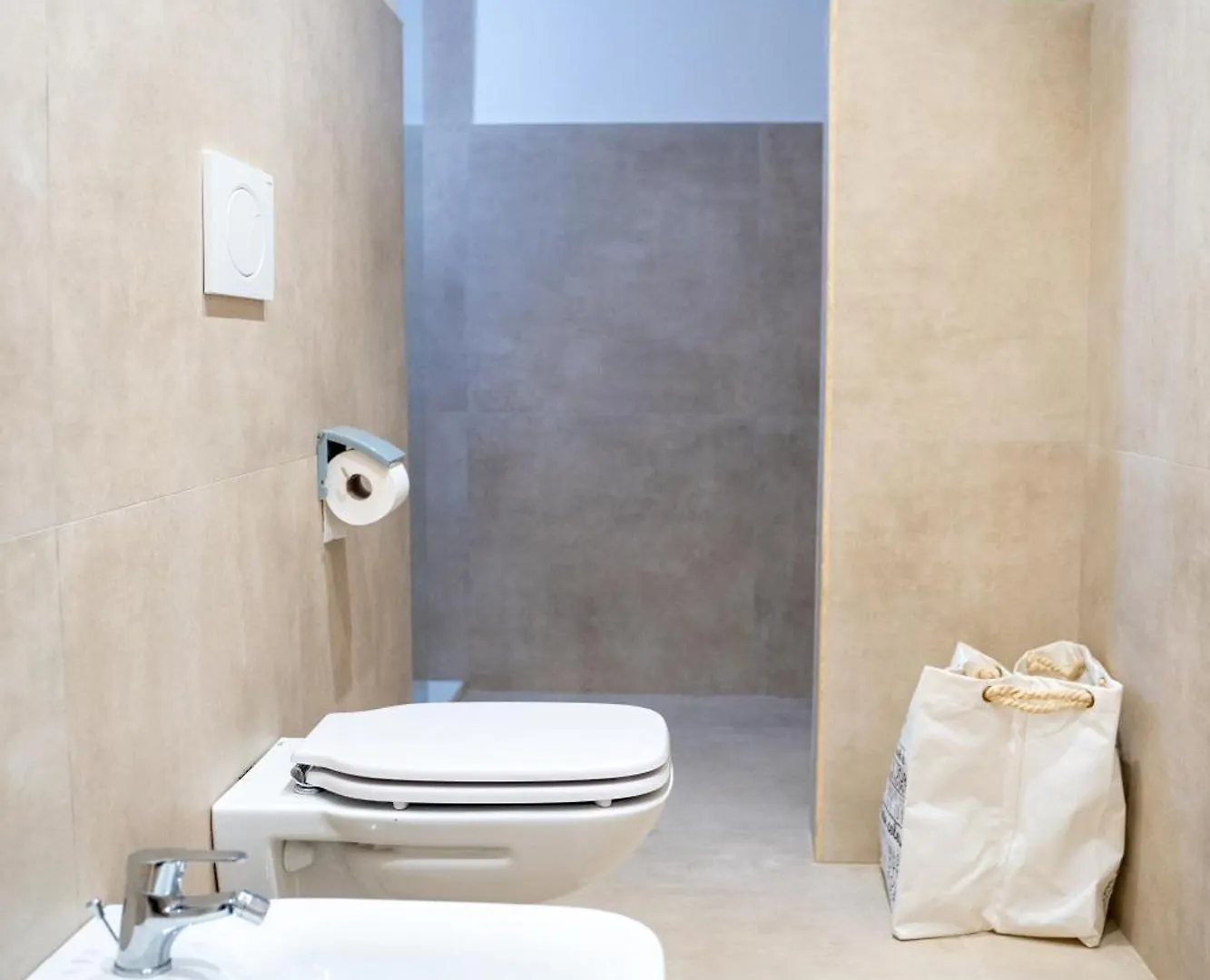 Bed and Breakfast Principe Amedeo 93 Bari Italia